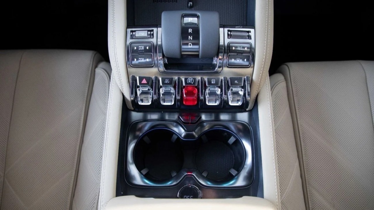 BYD Leopard 5 Gallery