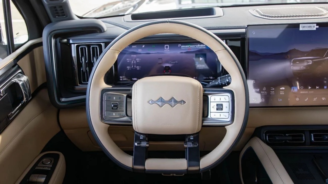 BYD Leopard 5 Gallery
