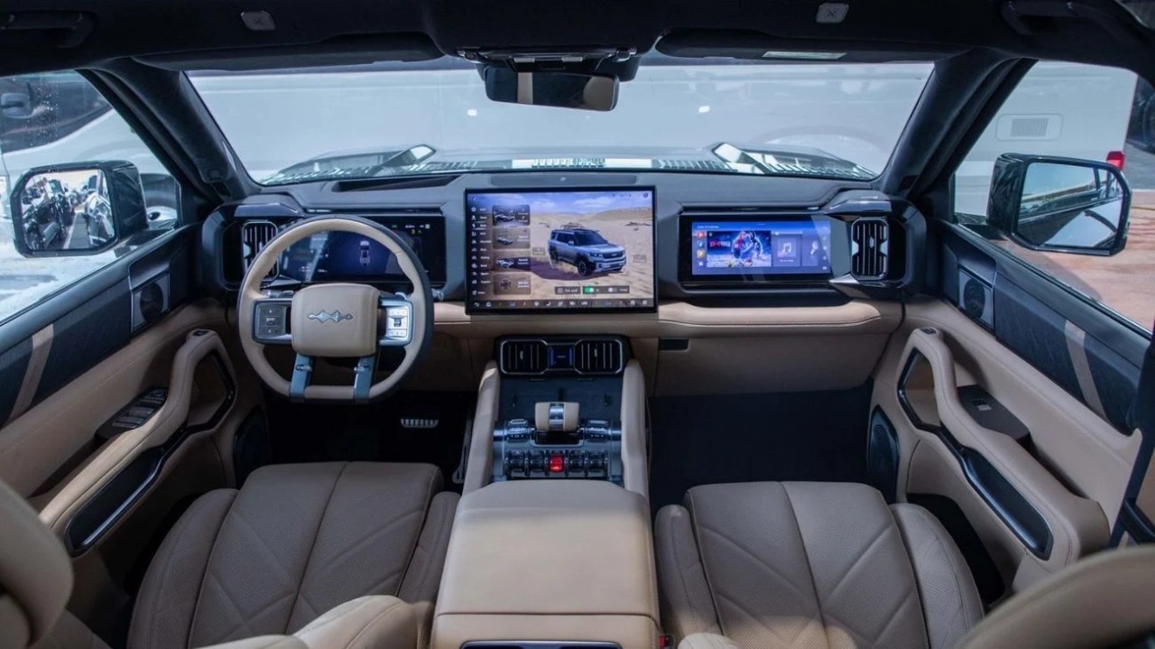 BYD Leopard 8 Gallery