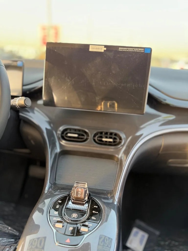 BYD E2 LUXURY Gallery