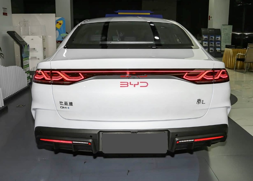 BYD qin L Gallery