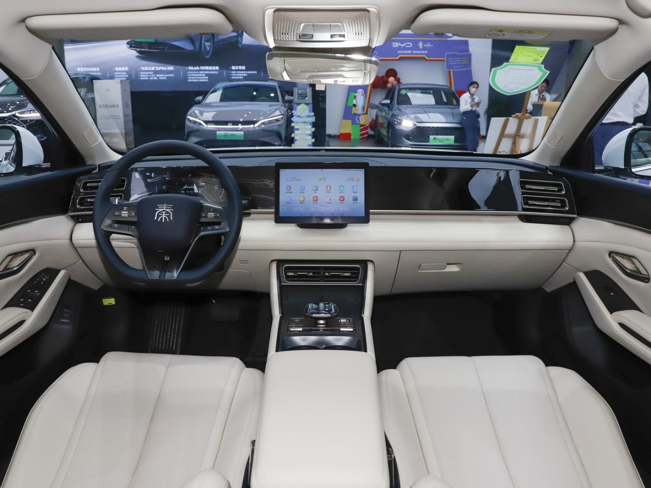BYD qin L Gallery