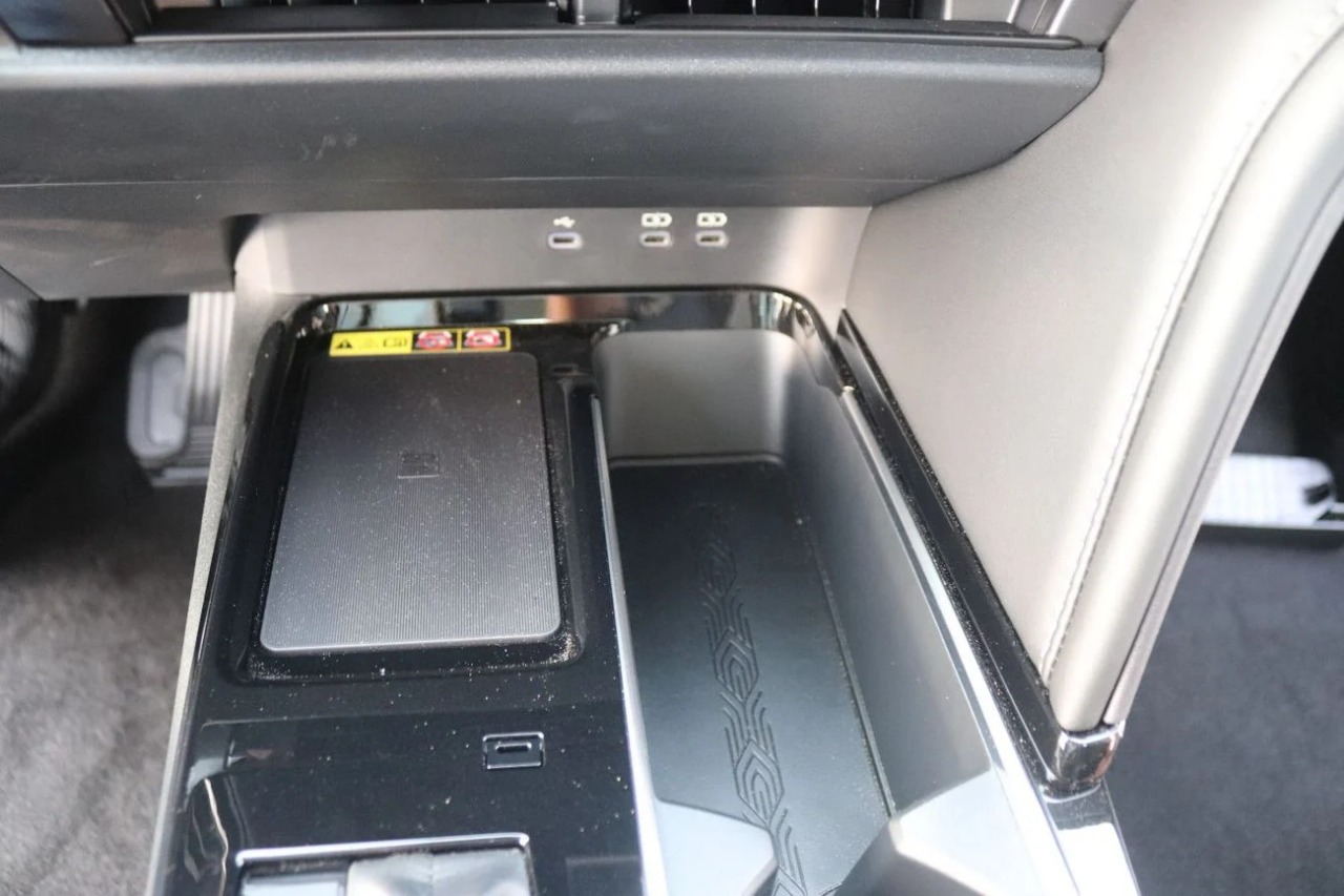 Camry Inteligent Gallery