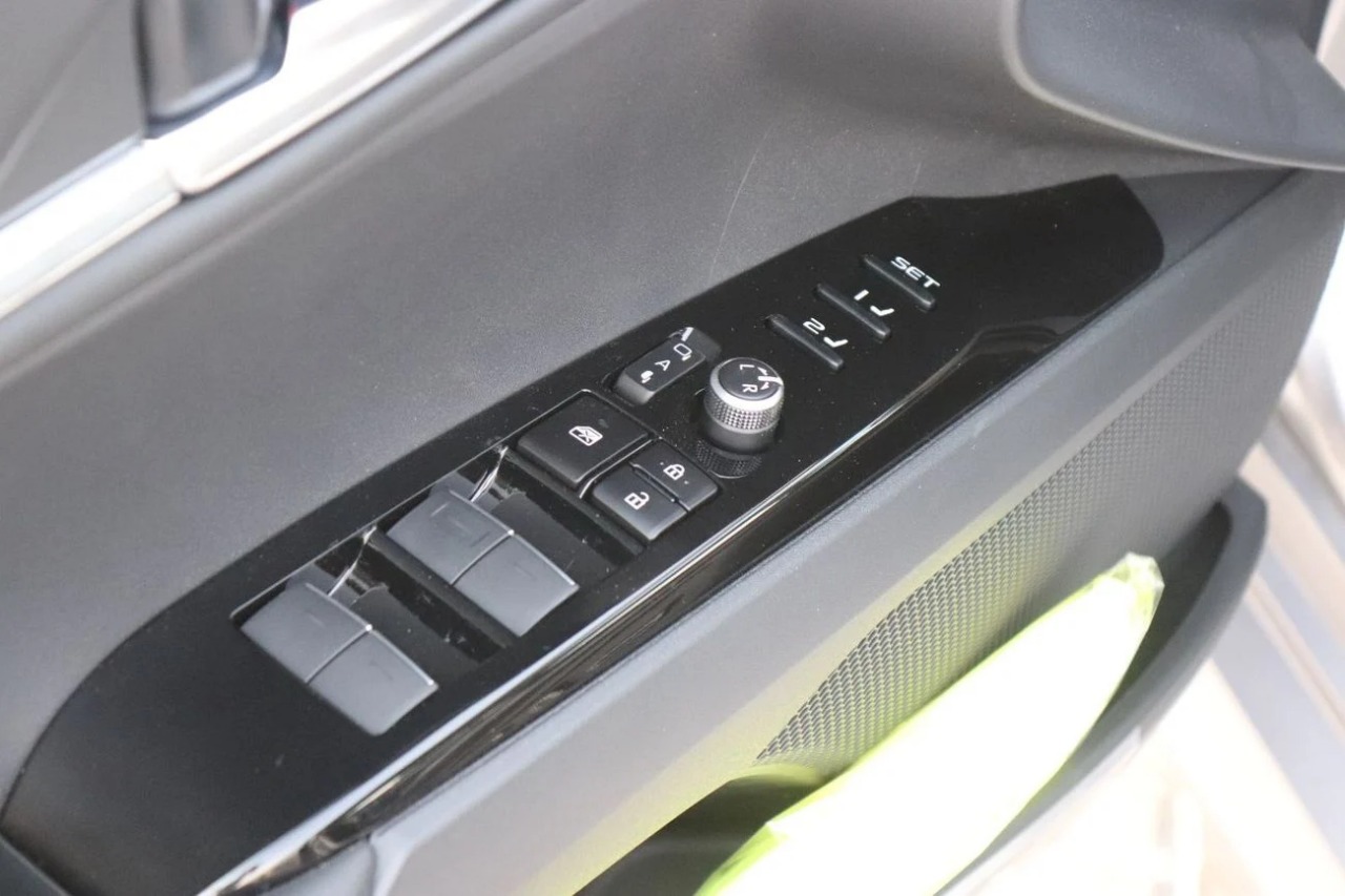 Camry Inteligent Gallery