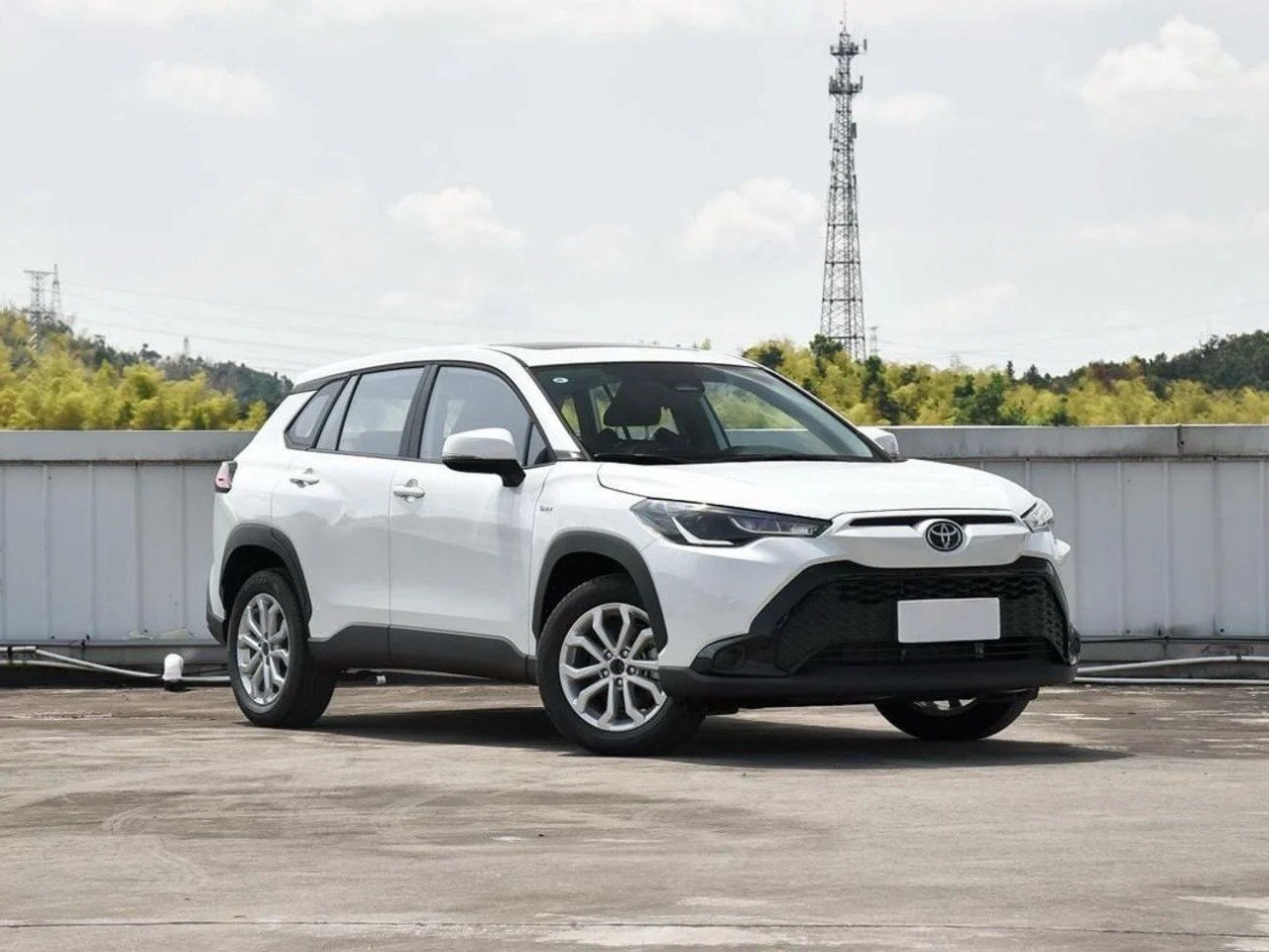 Toyota Fortlander Gallery