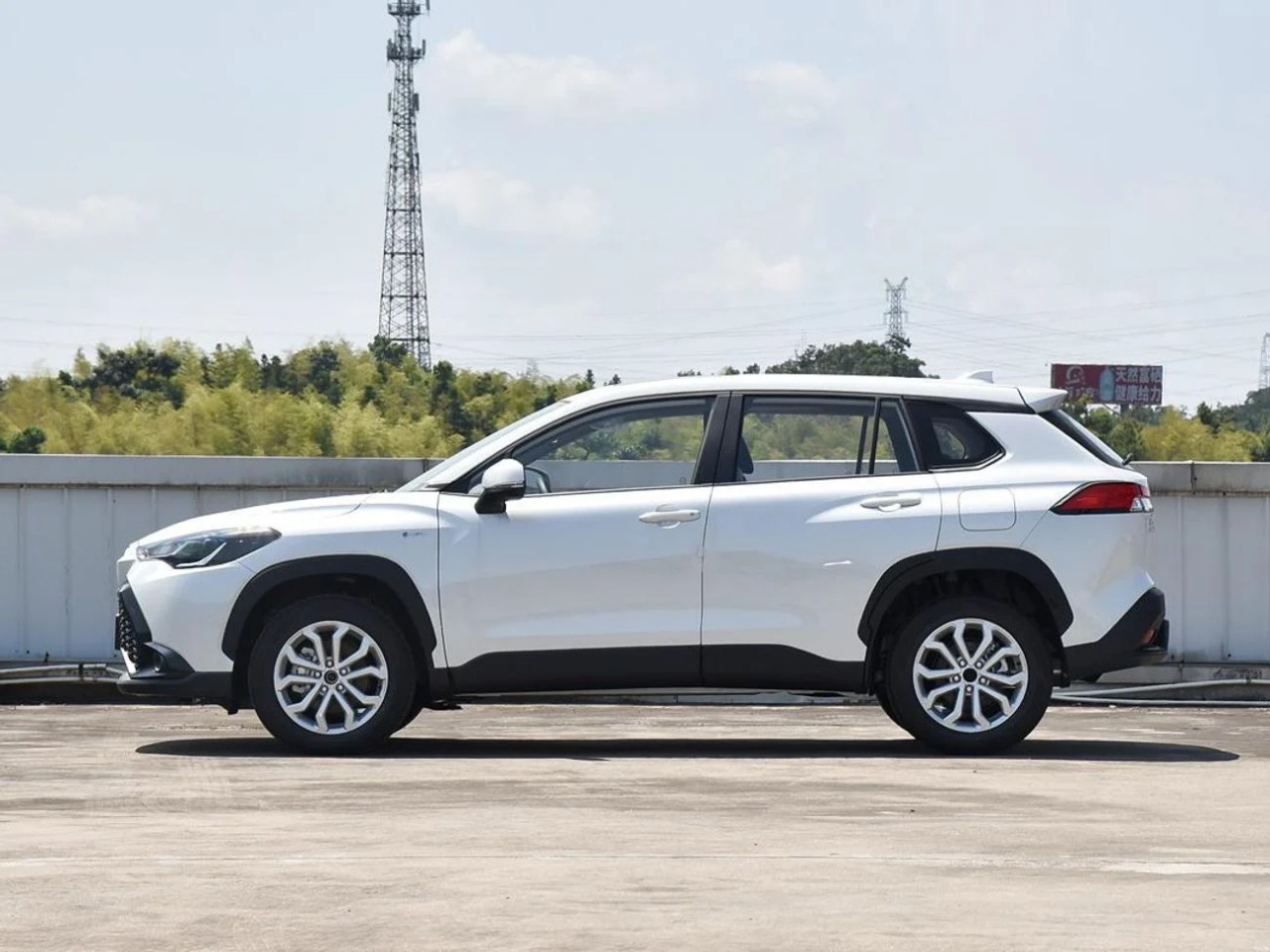 Toyota Fortlander Gallery