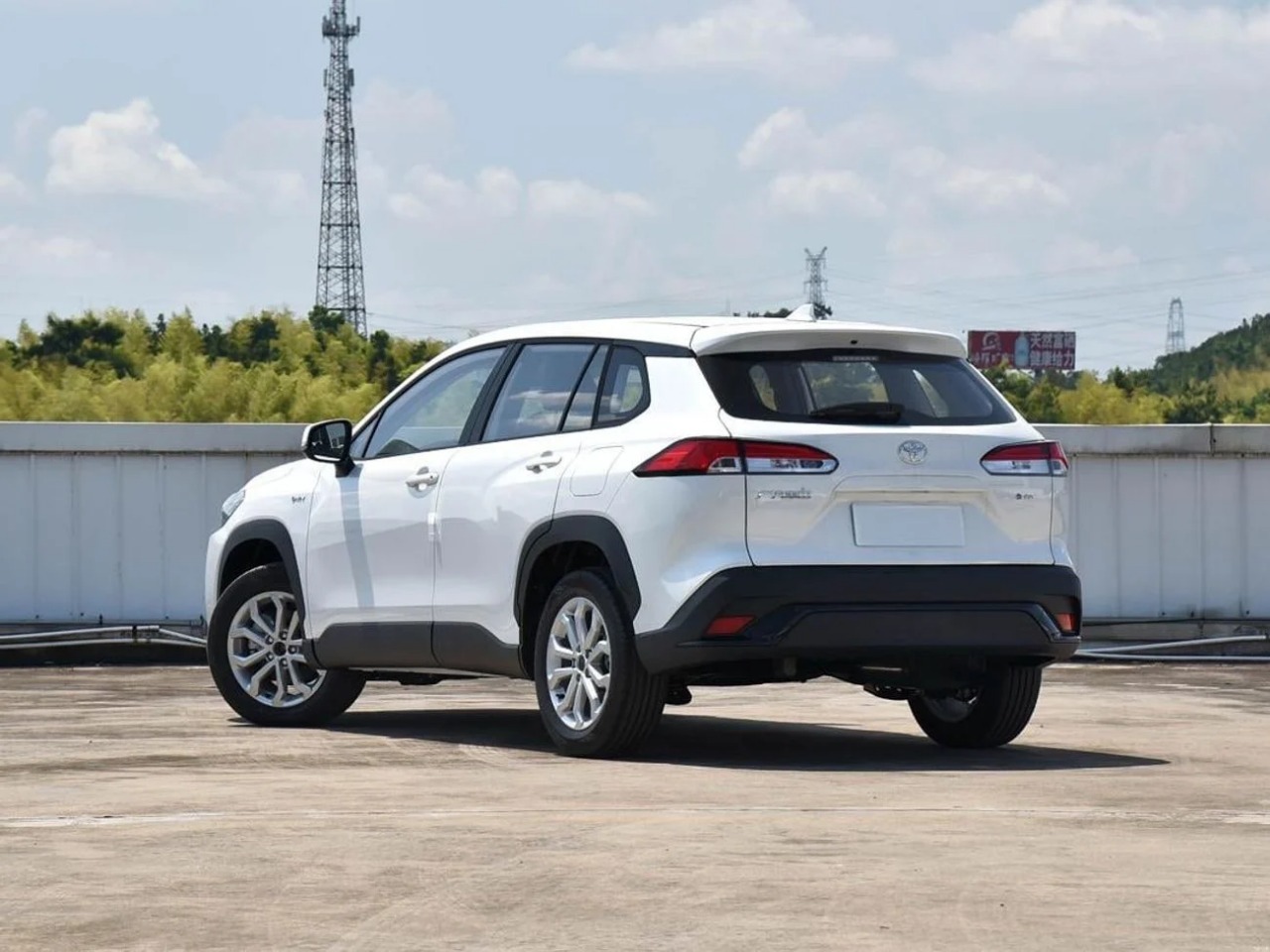 Toyota Fortlander Gallery