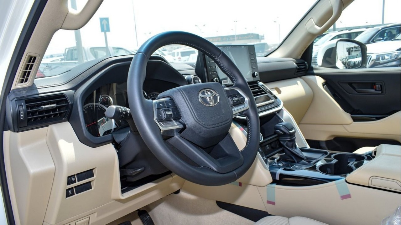 Toyota Land Cruiser 300 Gallery