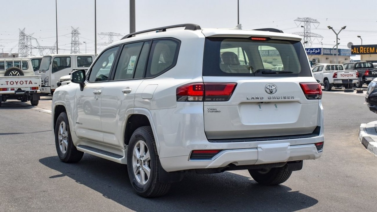Toyota Land Cruiser 300 Gallery