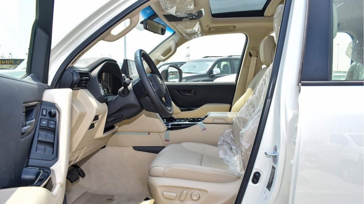 Toyota Land Cruiser 300 Gallery