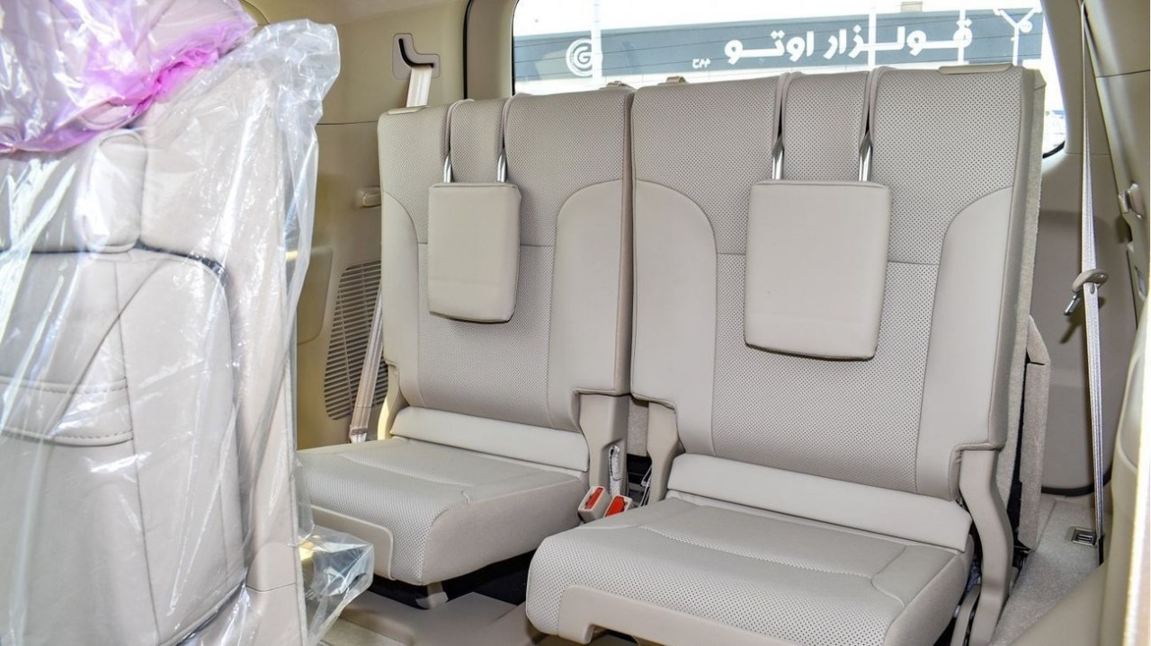 Toyota Land Cruiser 300 Gallery