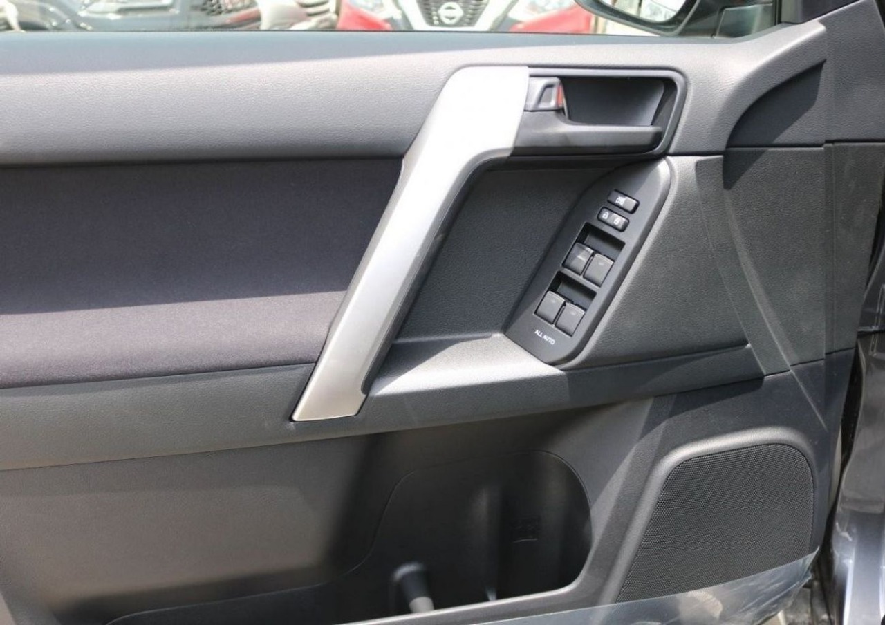 Toyota Prado Gallery
