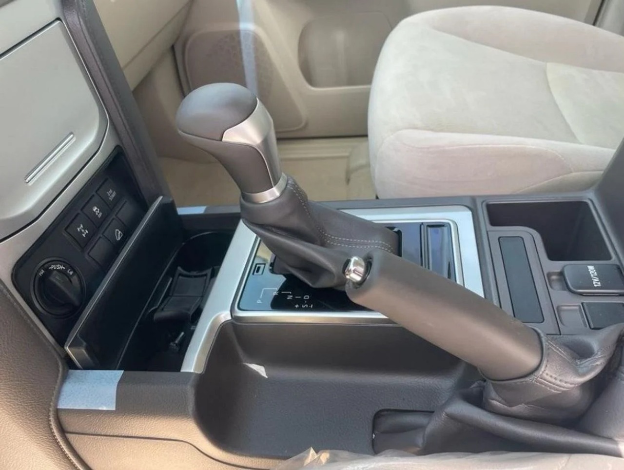 Toyota Prado 2.8 L Gallery