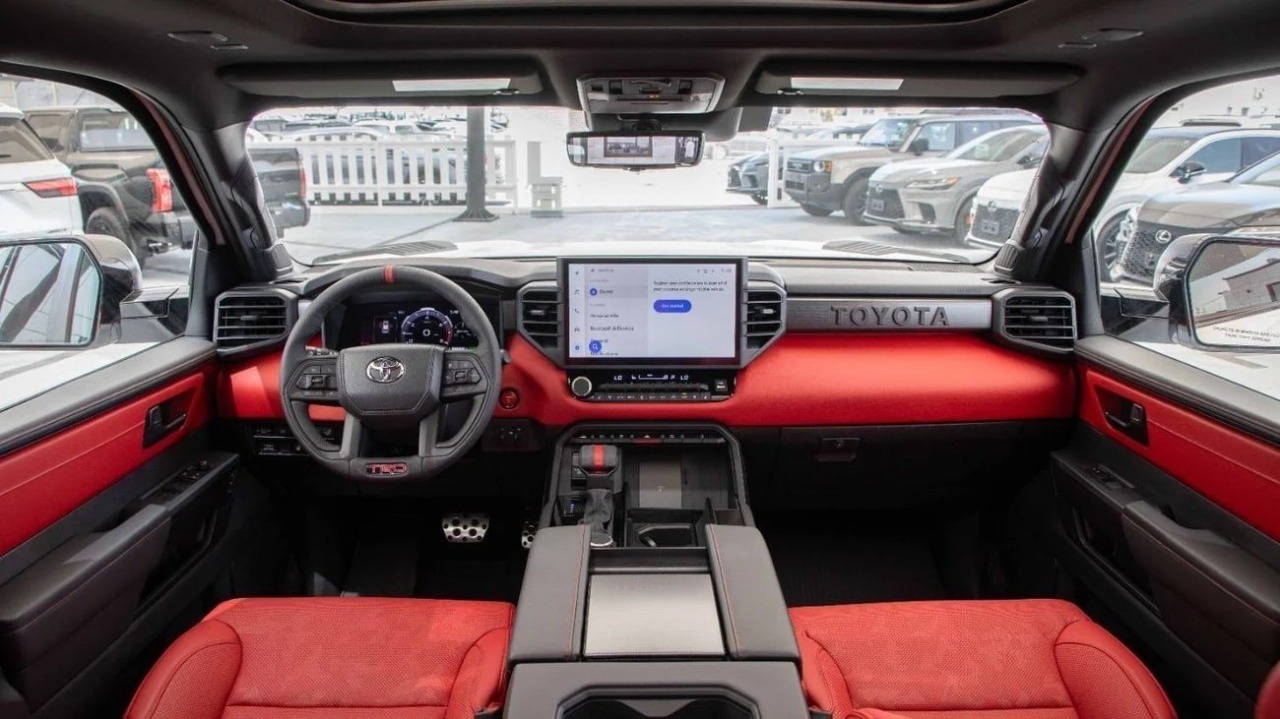Toyota SEQUOIA Gallery