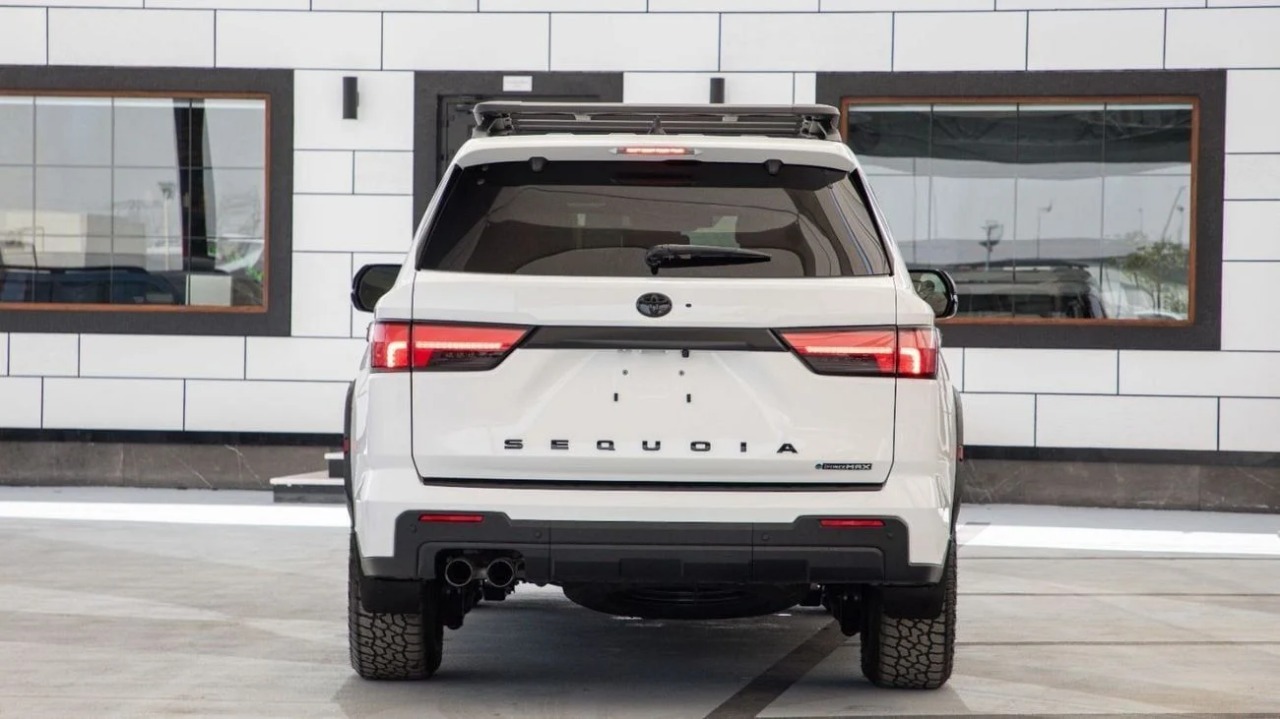 Toyota SEQUOIA Gallery
