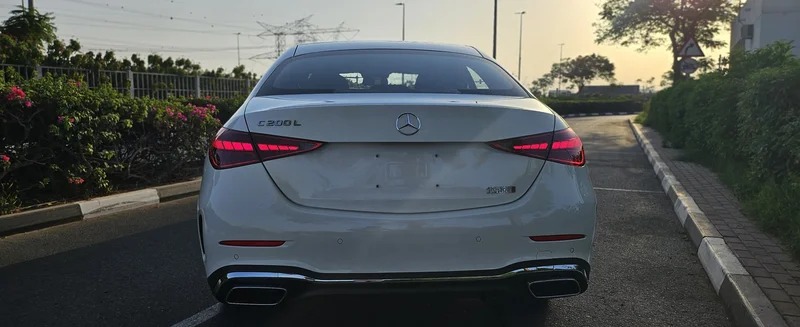 Mercedes Benz C-Class C200 L Gallery