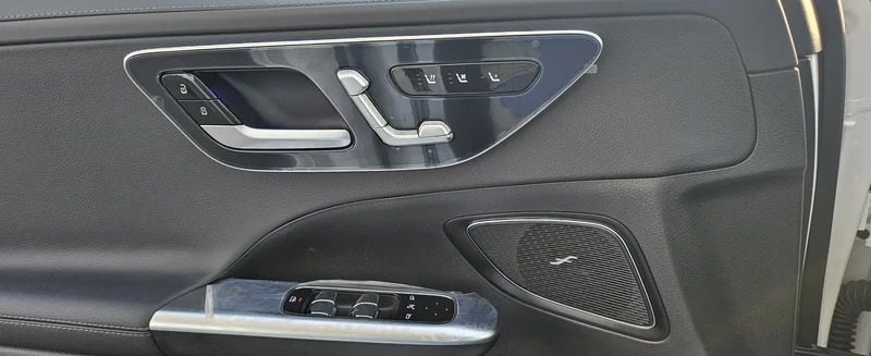 Mercedes Benz C-Class C200 L Gallery