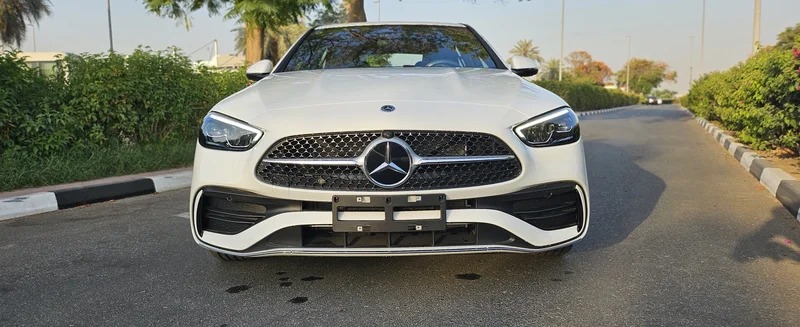 Mercedes Benz C-Class C200 L Gallery