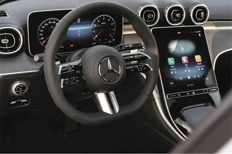 Mercedes Benz C-Class C200 L Gallery