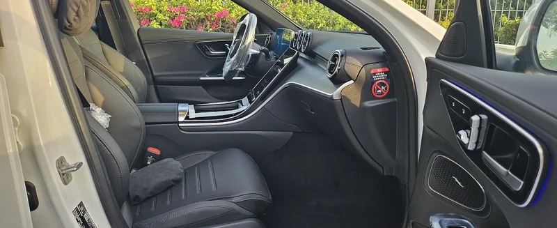 Mercedes Benz C-Class C200 L Gallery