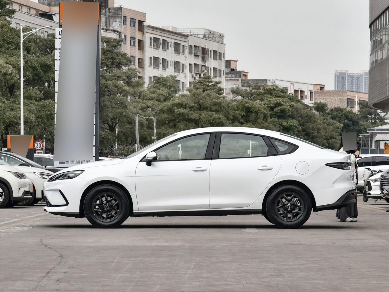 BYD seal 5 DM-i Gallery