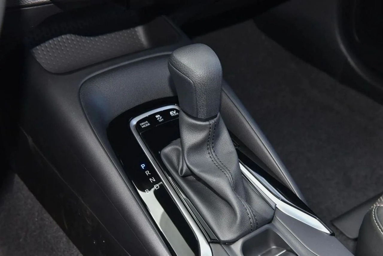 Toyota Corolla 1.8L Intelligent Hybrid Dual Engine Gallery