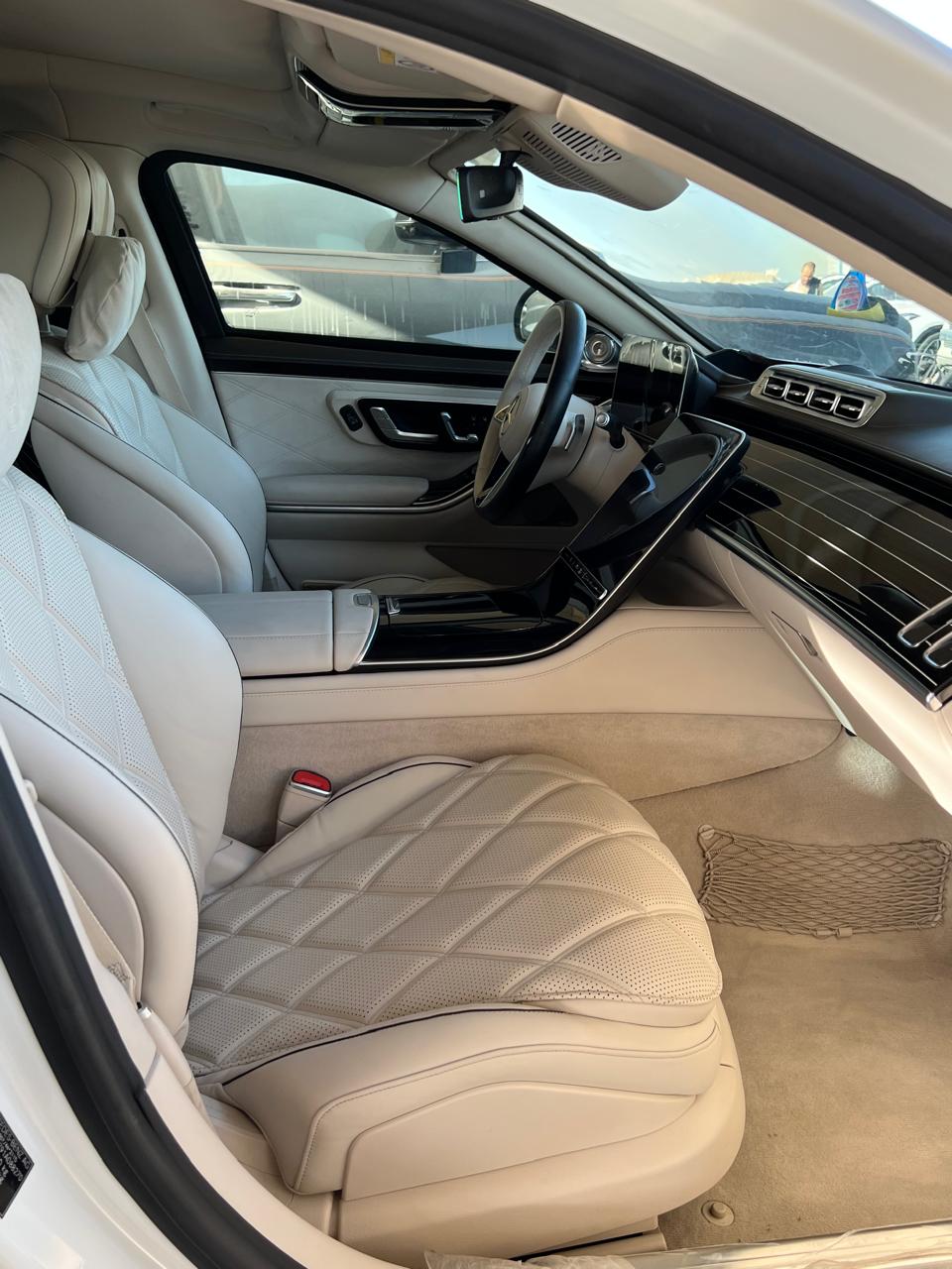 Maybach S680 Gallery
