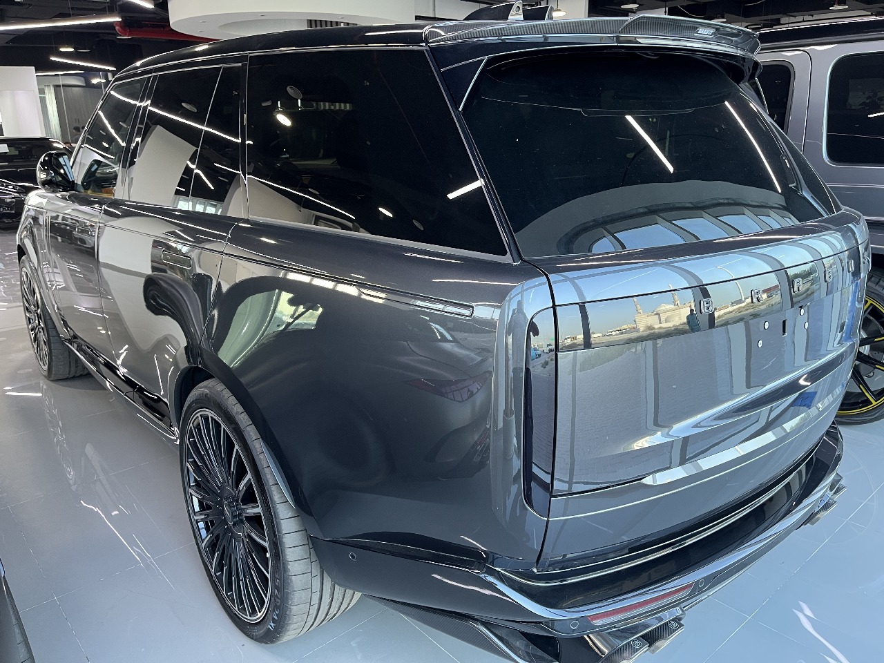 Range Rover P530 Brabus 600 Gallery