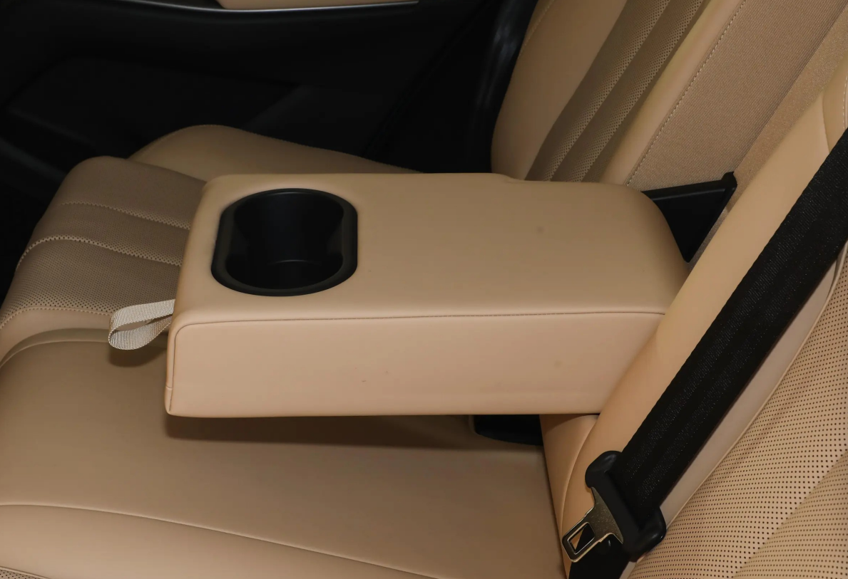 Song Pro DM-i 115km Gallery
